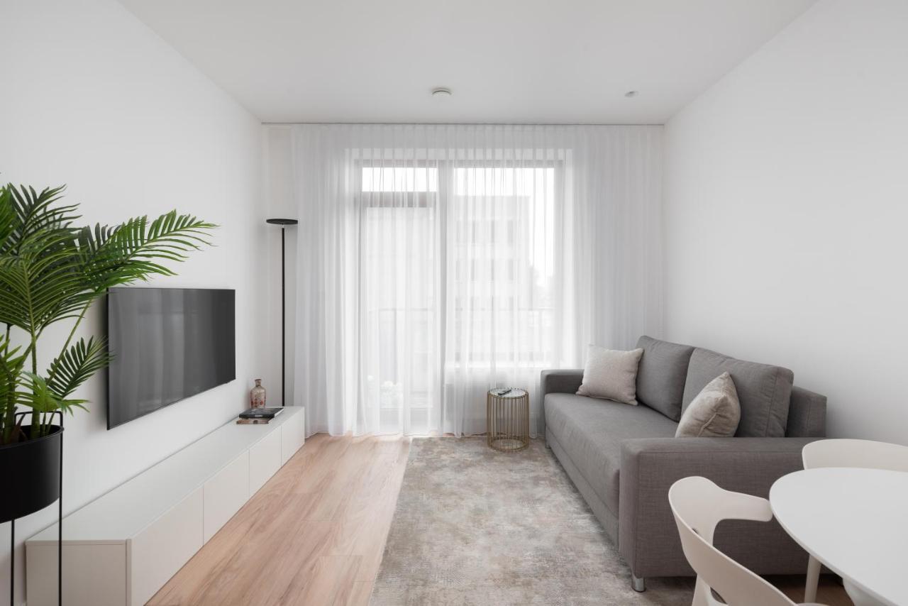 Brand New And Modern 1Bdr Apartment VNO Dış mekan fotoğraf