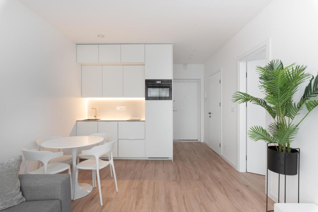 Brand New And Modern 1Bdr Apartment VNO Dış mekan fotoğraf